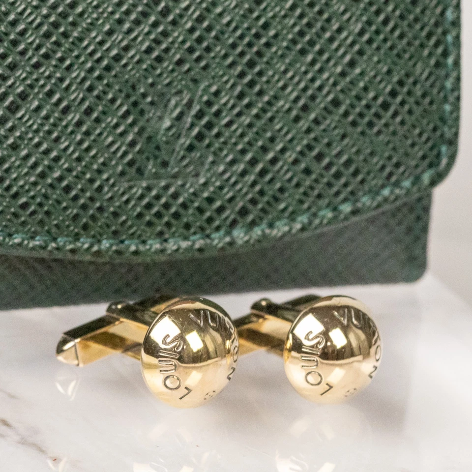 Gemelos LOUIS VUITTON Bouton de Manchette Crew M30984 con estuche tono dorado auténticos[S] Foto 2 de 4