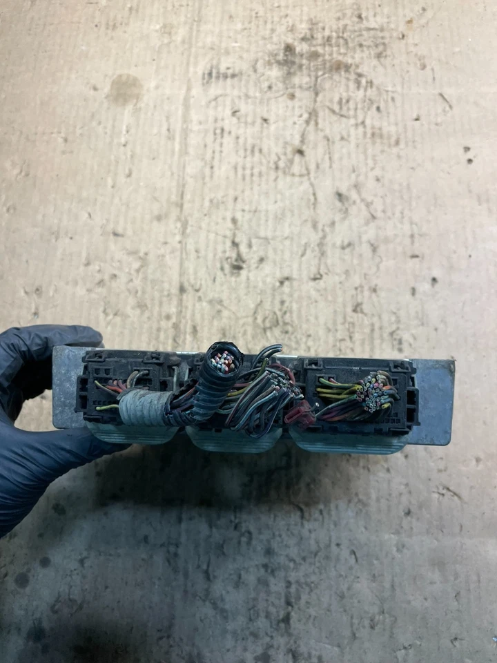 Computadora de control del motor Ford Crown Victoria 2010 4,6 L aw1a-12a650-ma T2897 DG Foto 2 de 4