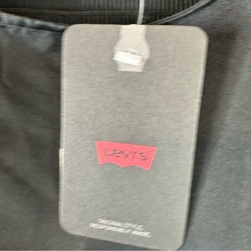 Blusa Kaila Manga Abullonada Levi’s en Caviar Talla 3X - Imagen 5 de 11