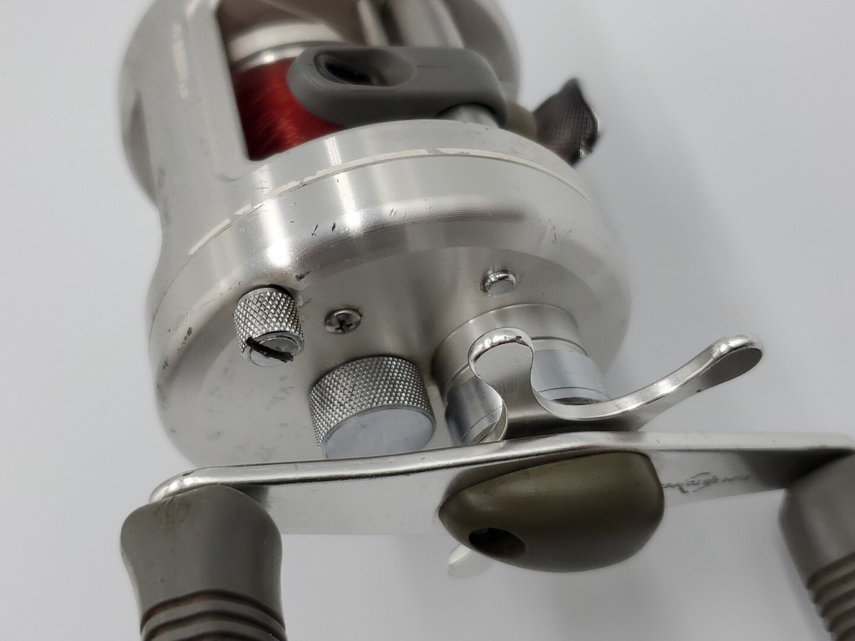 Shimano Calcutta 200 Baitcasting Reel Re.31920 | eBay Shimano Calcutta 200 Baitcasting Reel Re.31920 | eBay