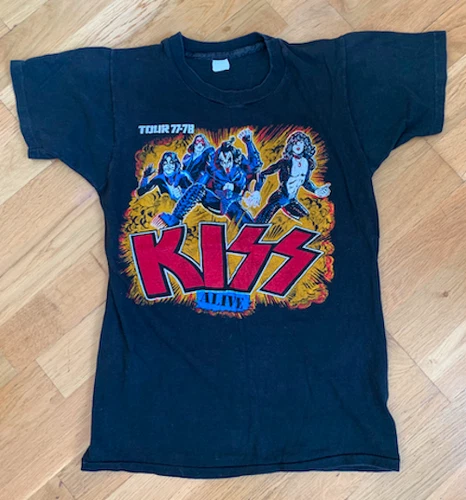 -78 KISS rock metal concert tour tee shirt Rare! 1970s vintage concert t-shirt, vintage, size S, single stitch, B+ condition