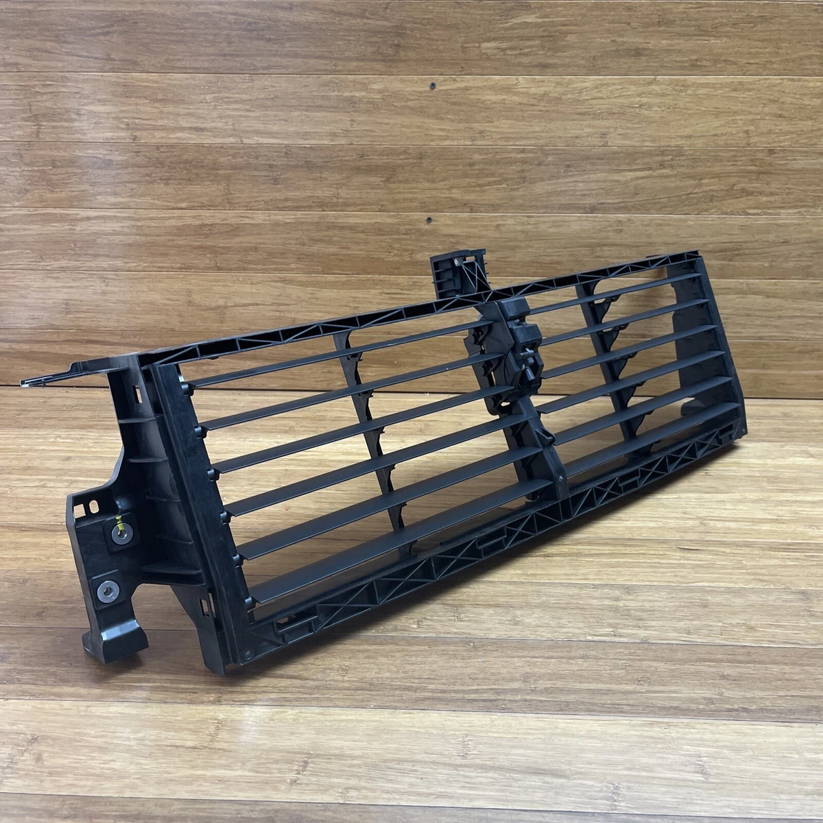 ?NEW OEM Audi / Volkswagen Front Grill Shutter 4m0121223A⚡️ | eBay