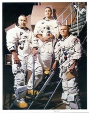 ASTRONAUT FRANK BORMAN  AUTOGRAPHED   8 X 10 PHOTO 1968 Apollo 8 Mission