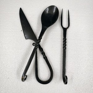 Set de couverts solides meilleur look élégant design avec couverture noire pour la décoration de cuisine