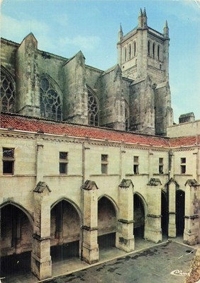 32 CONDOM LE CLOCHER DE LA CATHEDRALE ST PIERRE