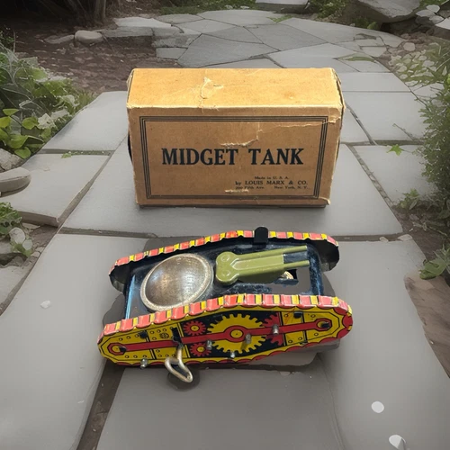 RARE "BLACK-BODY" MARX WINDUP MIDGET TANK FOR ARMY TRAIN EARLY PRODUCTION 6”