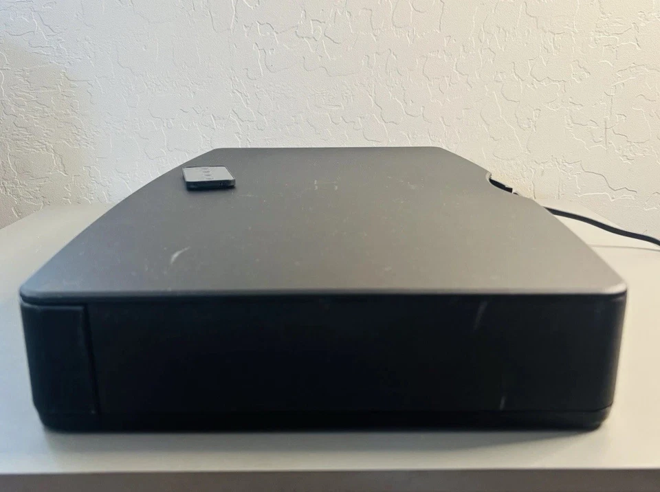 Sistema de som Bose Solo TV 410376 com cabo de alimentação remoto testado funcionando - Imagem 3 de 4