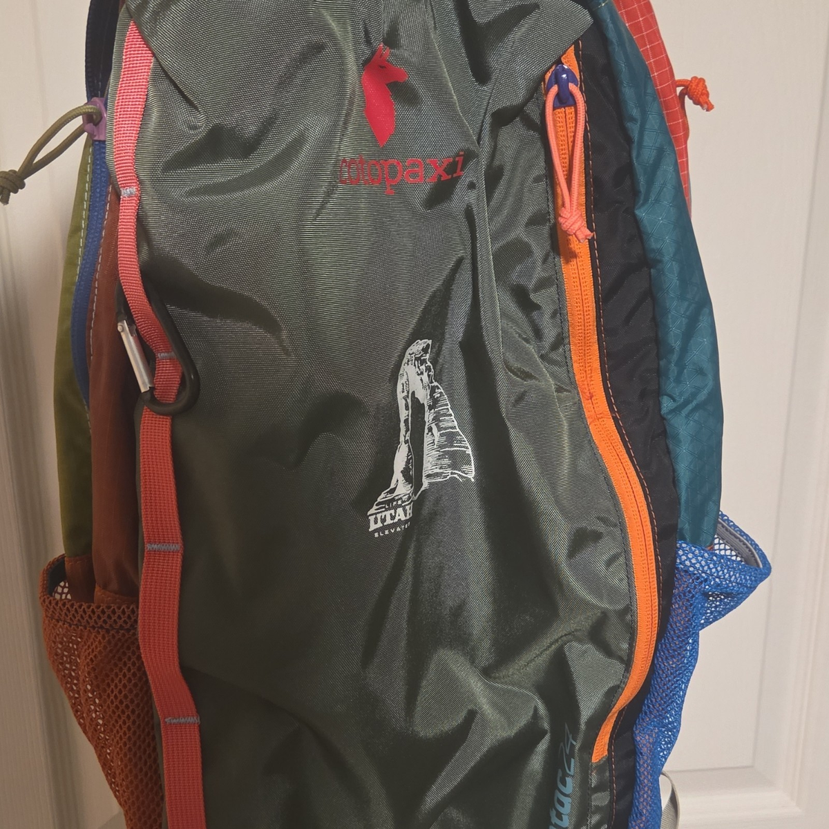 herschel backpack gold zip Supply Co. Simpsons Classic Mini surf-rods Herschel Fend Roll Top Color:Ink Graphite Classic label.