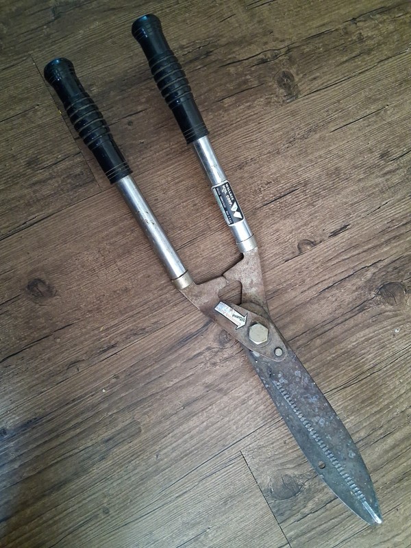 Vintage Wallace Hedge Shears  Made in Enfield, Connecticut USA