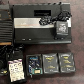 Atari 2600 & 7800 ProSystem Console Lot Games Controllers Paddles UNTESTED