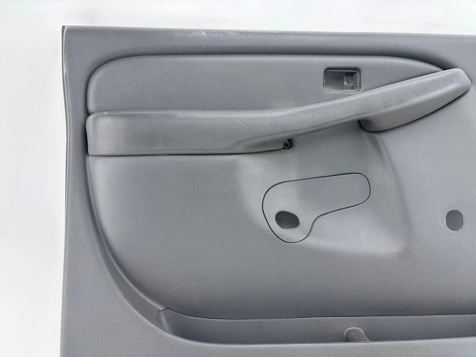 Panel de moldura de puerta delantera izquierda Chevrolet Silverado 1500 2004-2007 OEM Foto 2 de 4