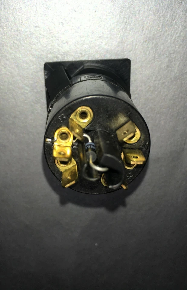 NEW A/C COMPRESSOR "SNOWFLAKE" SWITCH 61311363427 FOR BMW E23 733i - Изображение 2 из 4