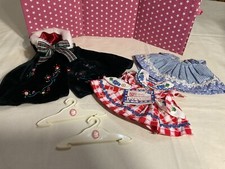 VTG. MUFFY VANDERBEAR LOT: CHRISTMAS CAPE, DOWN ON FARM DRESS, NWT PICNIC DRESS