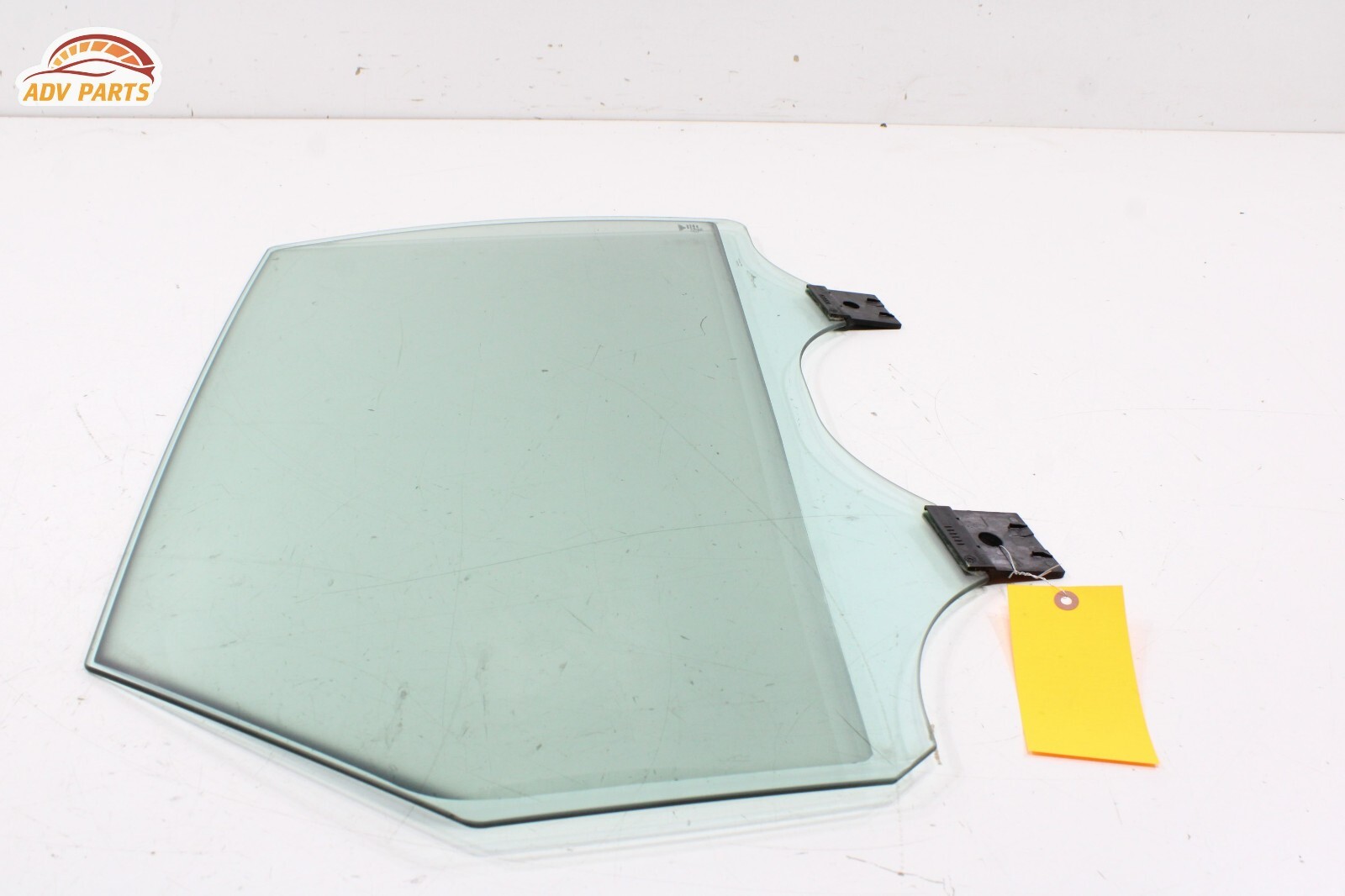 2018 - 2020 BENTLEY BENTAYGA REAR RIGHT PASSENGER SIDE DOOR WINDOW GLASS OEM