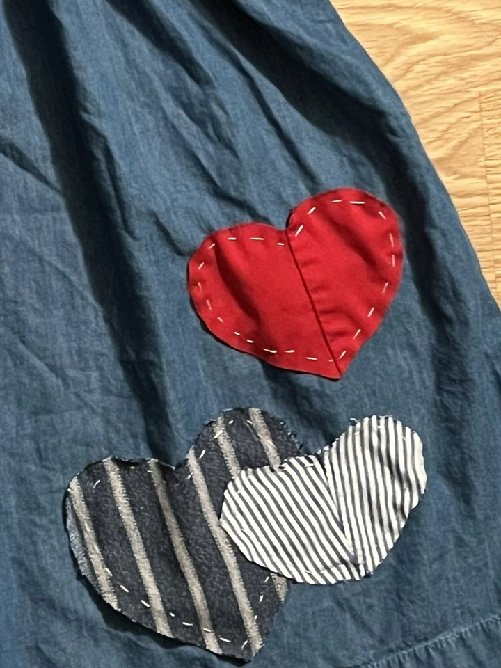 Vestido de campo Chambray denim cor azul aplicado à mão coração patriótico GP tamanho 16 - Imagem 4 de 4