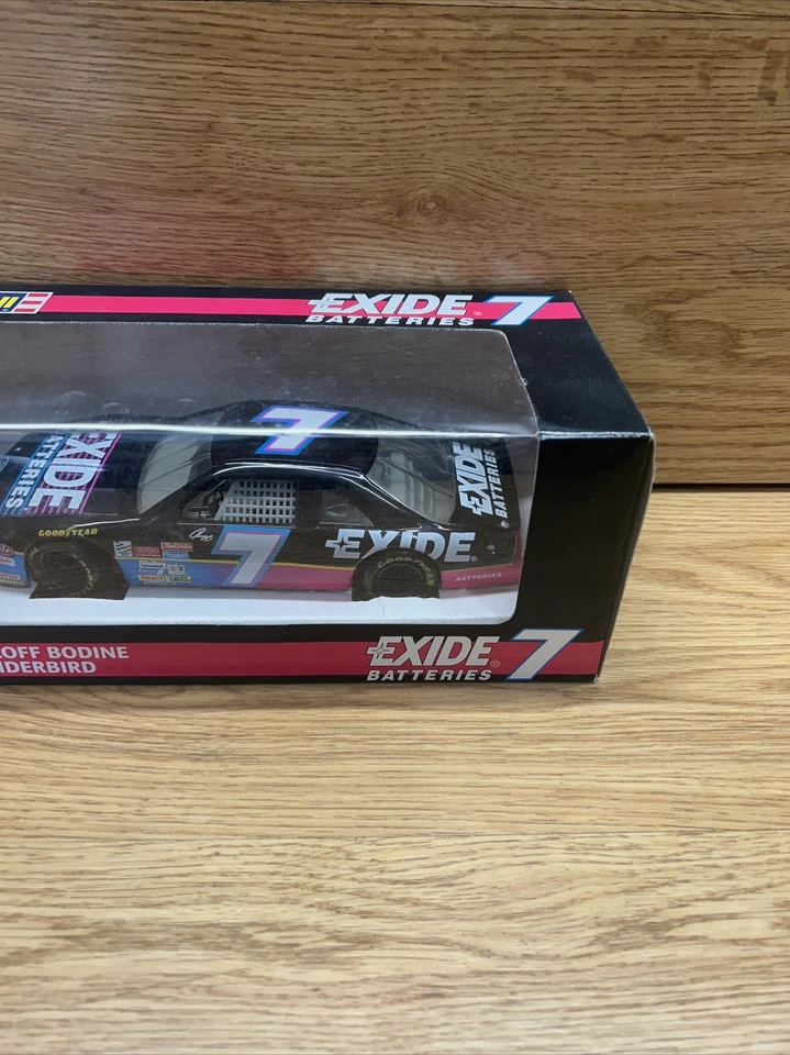 1994 REVELL 1:24 SCALE #7 GEOFF BODINE EXIDE BATTERY  THUNDERBIRD DIE CAST CAR. - Image 2 of 4