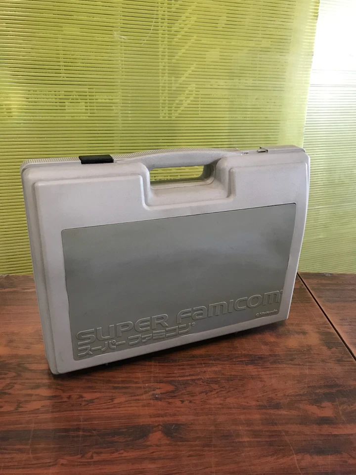 Estuche de transporte Super Famicom Super Mario World de Japón F911O Foto 2 de 4