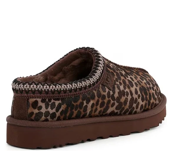 Zapatillas zueco de pelo de becerro UGG para mujer Tasmania Caspio con estampado de animales manchados, quemadas C Foto 3 de 4
