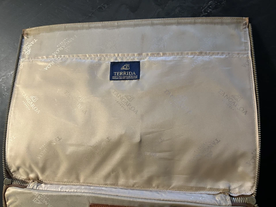 VTG Tangaroa Terrida Leather Laptop Briefcase Portfolio Attache & Shoulder Strap - Image 4 of 4