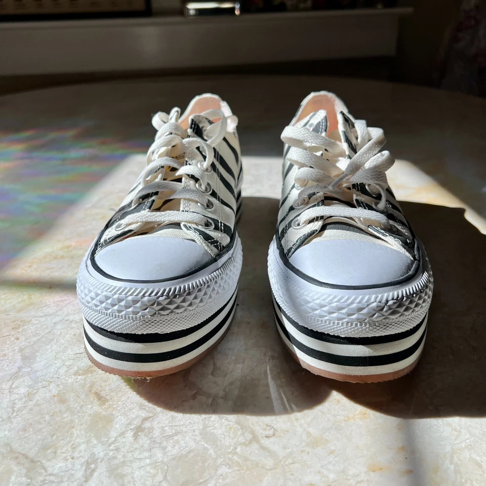 Zapatilla deportiva Converse Zebra plataforma baja a rayas para mujer 6,5 RARA para coleccionistas Foto 4 de 4