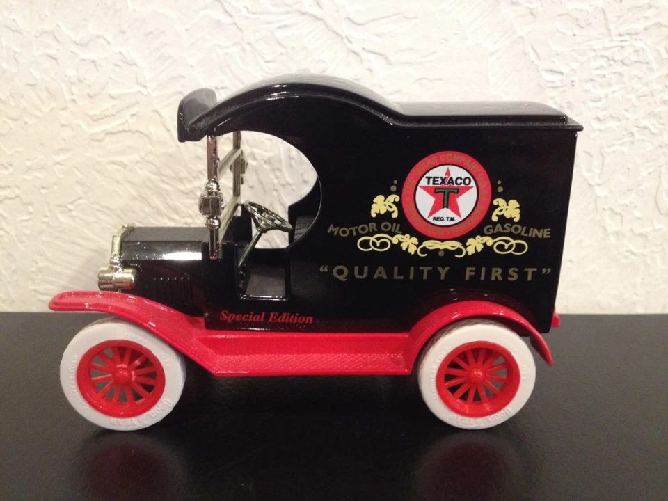 1912 TEXACO DELIVERY CAR BANK, REPLICA FORD MODEL-T Gearbox Collectible, No box - Image 2 of 4