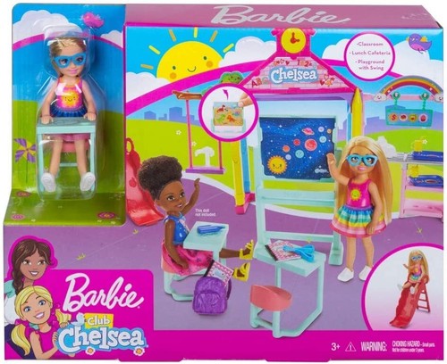Barbie GHV80 Club Chelsea Playset 6-Inch Blonde Accessories Gift 3-7 Year - Picture 4 of 4