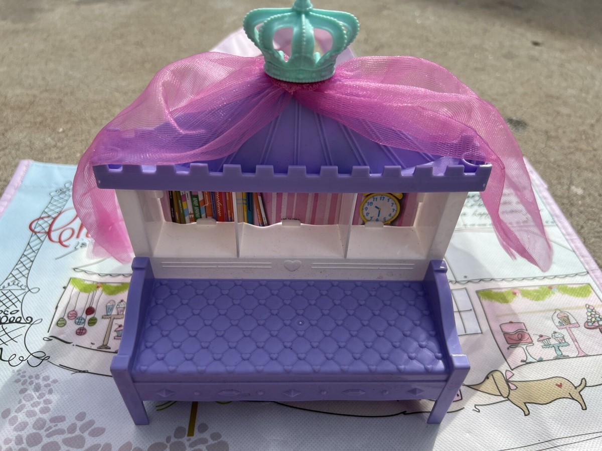 Barbie Princess Adventure Chelsea Storytime Playset Bed GML74