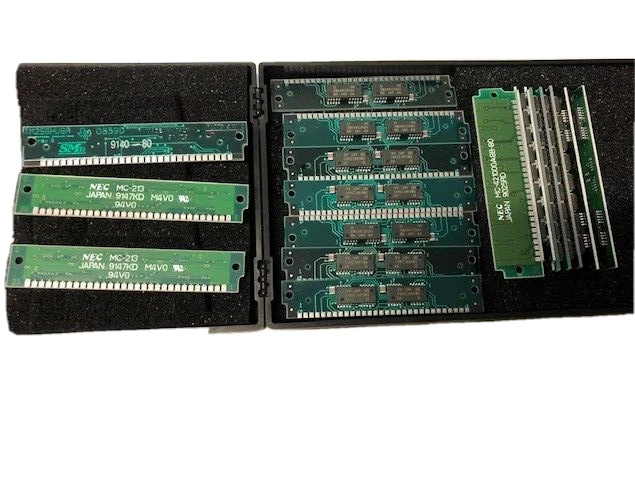 NEC-Micro-Chips - Konvolut - 17 Stck