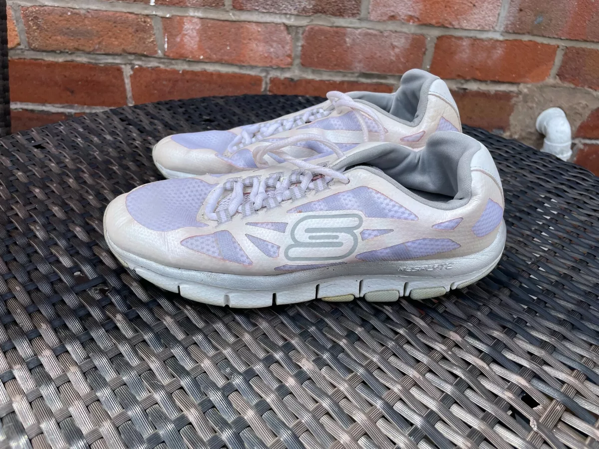Skechers liv deals