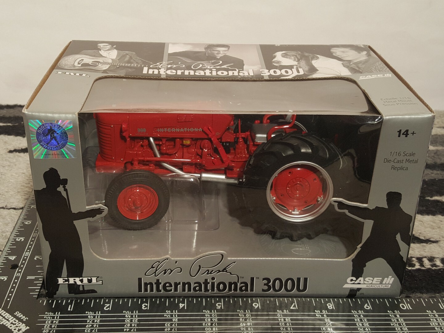 Ertl International 300U 1/16 diecast farm truck replica collectible eBay