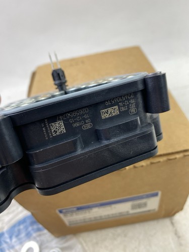 Módulo de control ABS genuino Ford OEM 2019-2020 F-150 KL3Z-2C219-E - Imagen 8 de 13