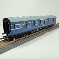 OO Scale Hornby R4128B LMS 1st Class Coach Coronation Scot #1071
