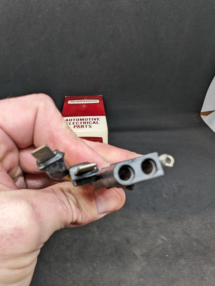 1972-84 FORD F100 F250 350  ALTERNATOR VOLTAGE REGULATOR ADAPTER WIRING HARNESS - Image 4 of 4