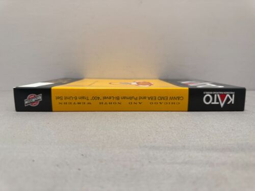 Kato 106-104-LS N Scale C&NW EMD E8A & Pullman Bi-Level "400" Train 6-Unit-Set - Picture 12 of 14