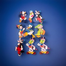VTG. THICK CARDBOARD WALL DECOR DISNEY CHARACTER FIGURINE 9 PCS.