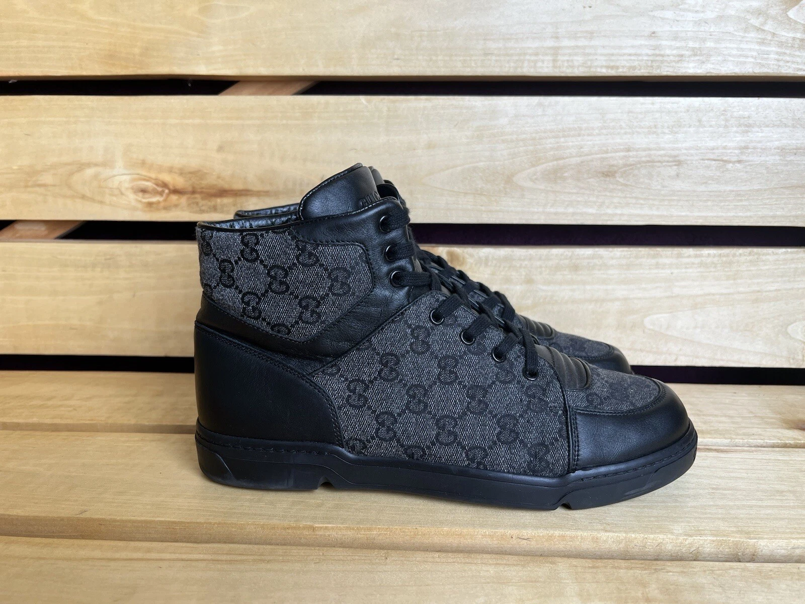 Chaussures Gucci pour hommes baskets monogramme taille UK 6,5 US 7,5 EU 40,5