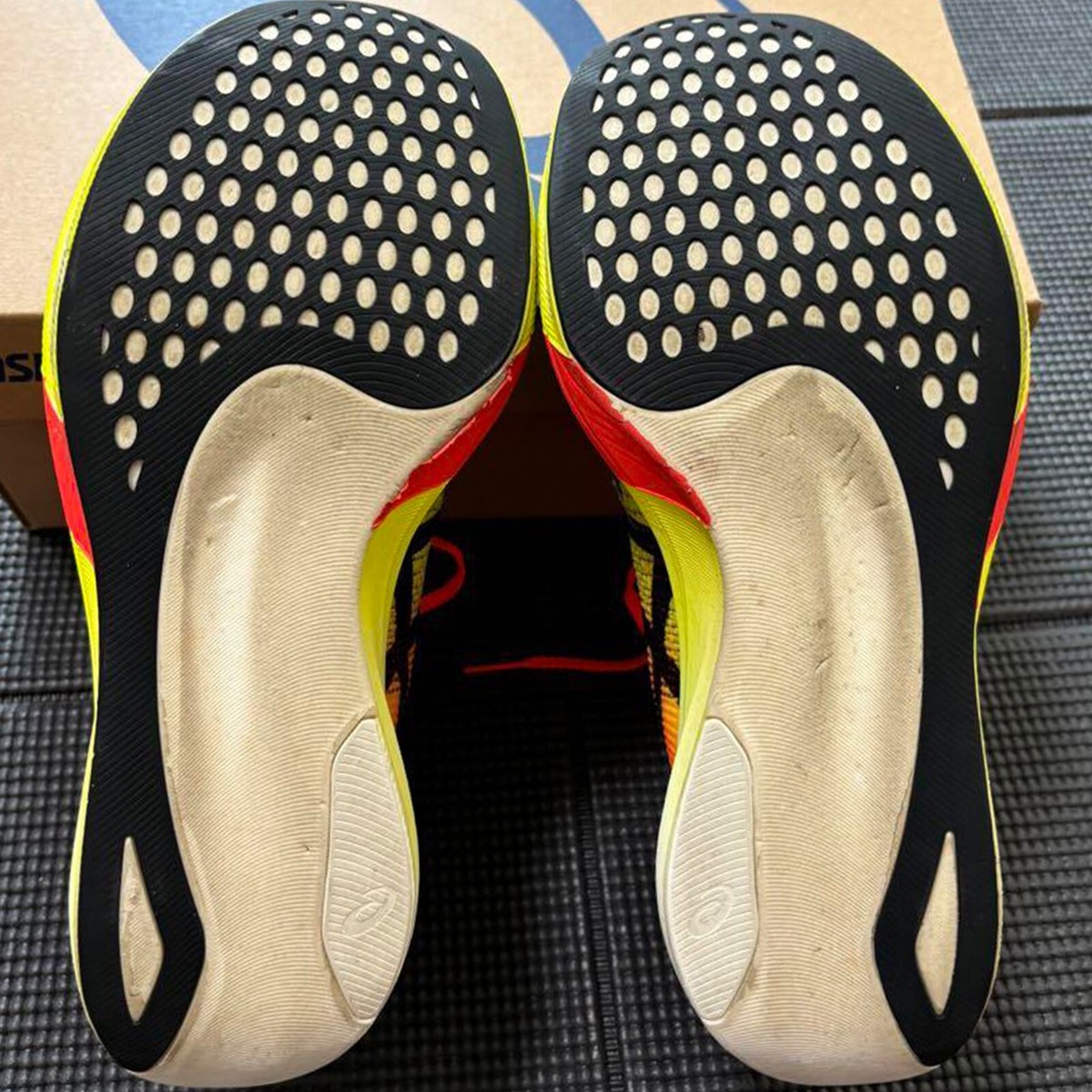 ASICS METASPEED EDGE PARIS Safety Yellow Black JP25.0 US6.5