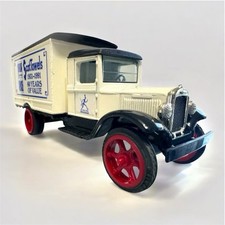 Vintage 1990 ERTL 1931 Hawkeye delivery truck-Scott Towels 60th - 1:34 Bank