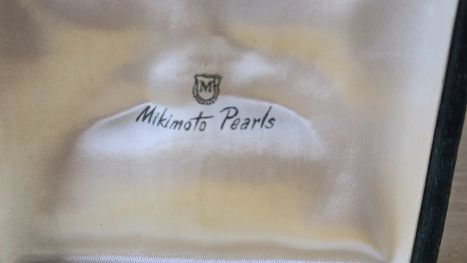 Mikimoto 3 Strand 5.5mm Vintage Pearl Bracelet w/ 14k Gold Engraved Clasp - Image 2 of 4