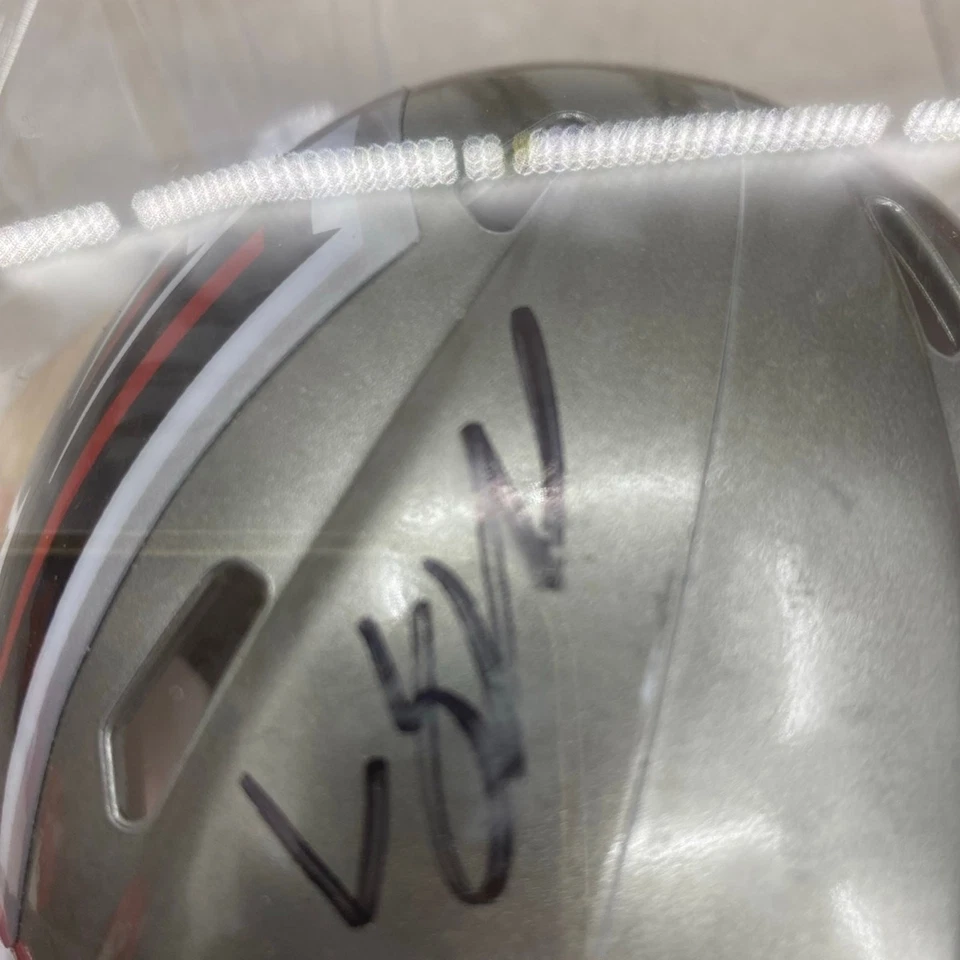Minicasco autografiado por Michael Vick Atlanta Falcons Flash alternativo Beckett Foto 3 de 4