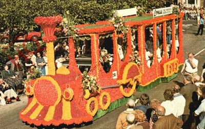 Ansichtskarte, Spalding, Blumenumzug, geschmückter Festwagen [Foto Präzision]