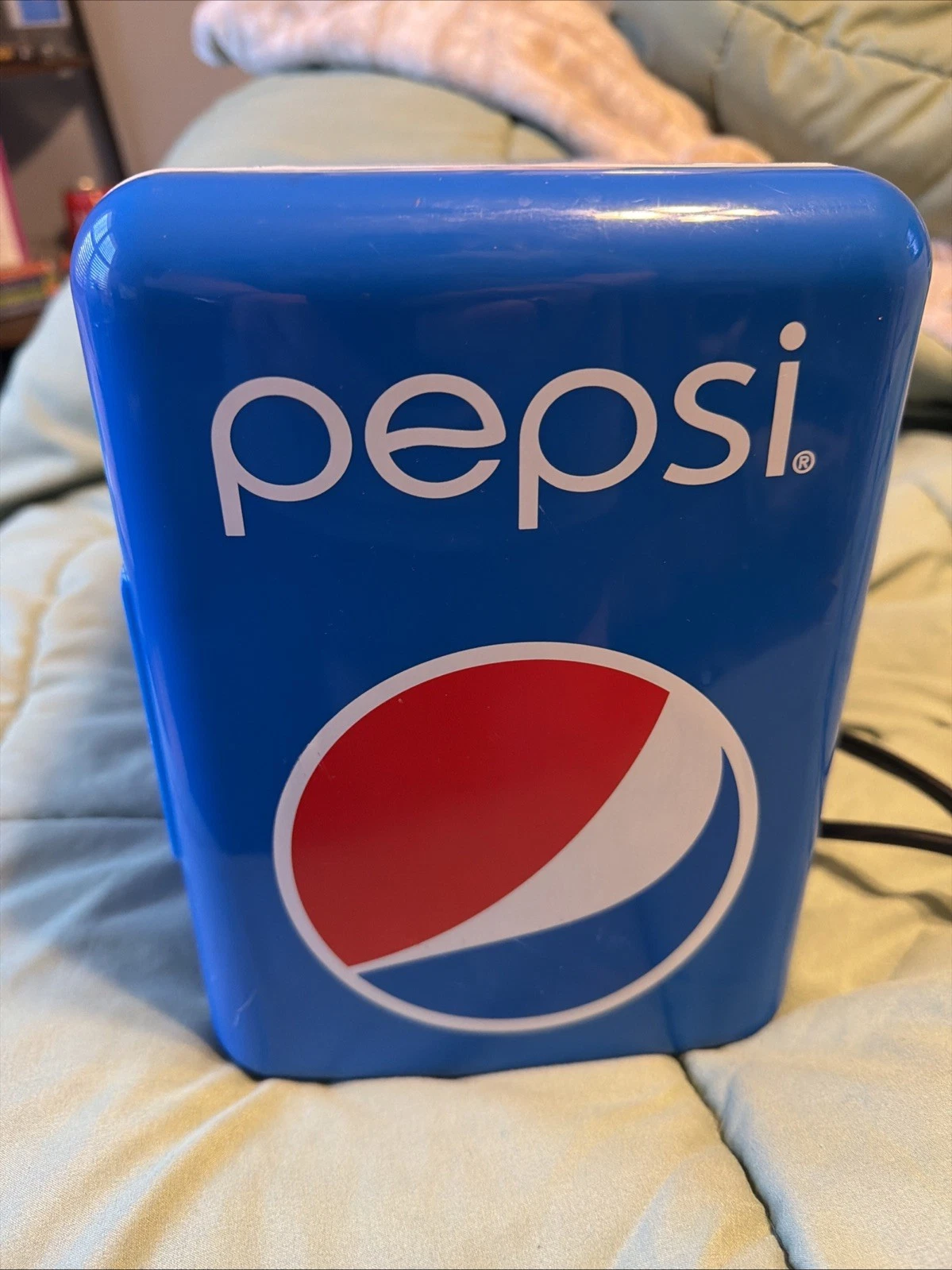 Pepsi Compact Portable Mini Cooler Mini Fridge 6Can Mini Beverage Center Working