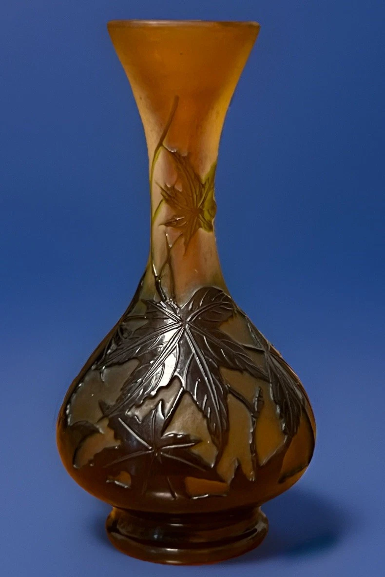 Emile Gallé: Keramik, Glas und Möbel des Fachbuch Emile Gallé, Keramik Glas Möbel des Jugendstil in