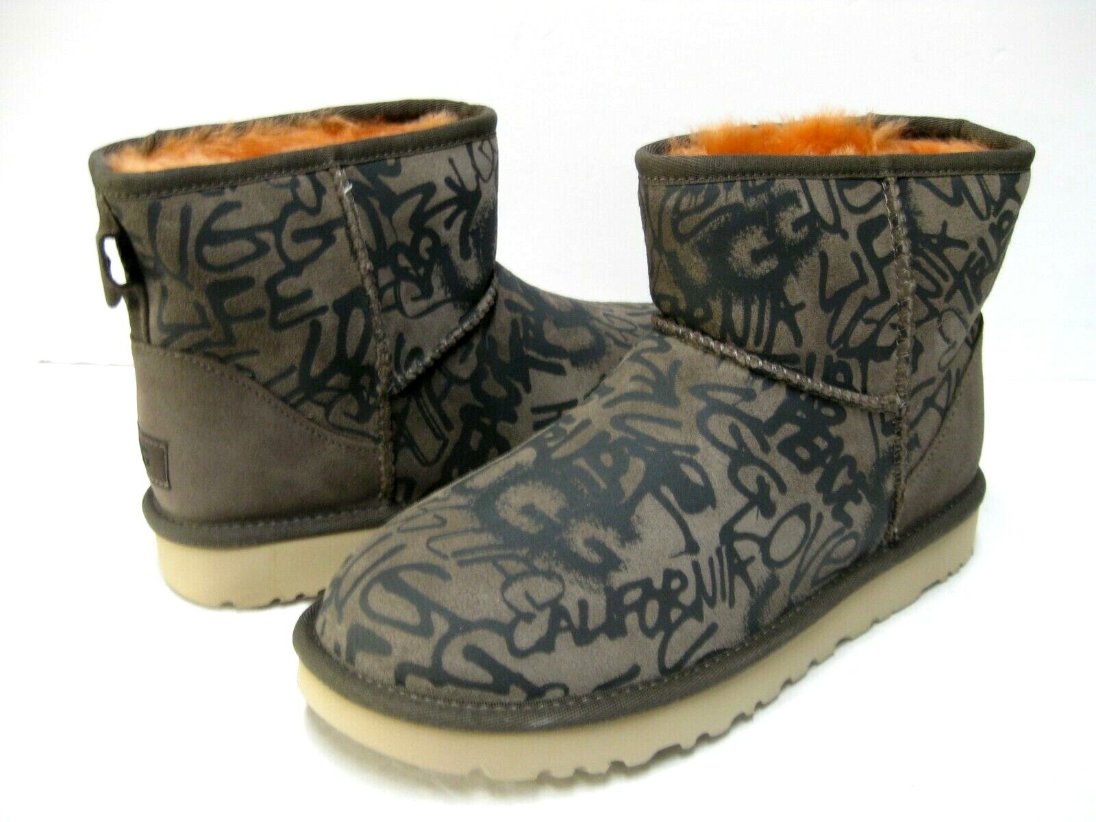 UGG CLASSIC STREET GRAFFITI MINI WOMEN 