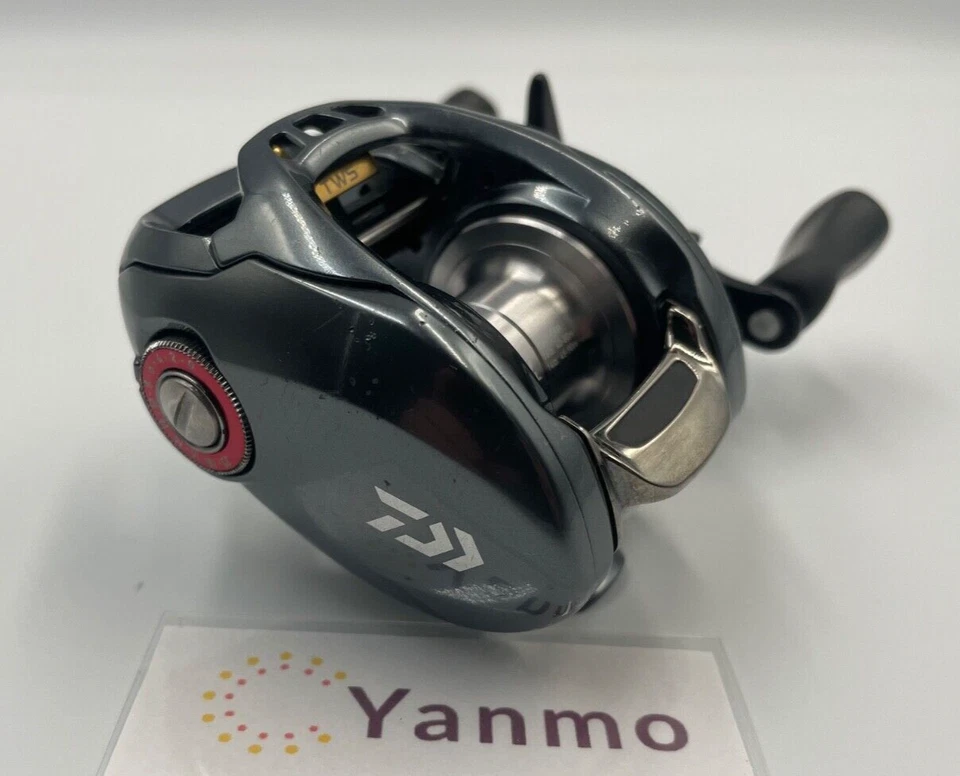 Carrete de fundición de cebo Daiwa Tatula SV TW 7.3R Gear 7.3:1 mango derecho... - Imagen 4 de 4