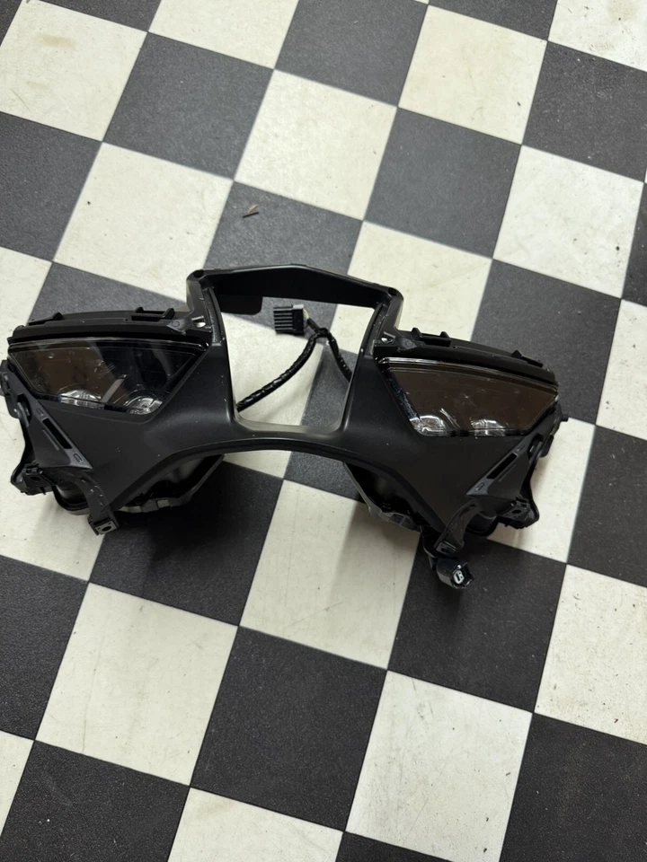 HONDA CBR1000RR FIREBLADE 2020 2021 2022 2023 2024 HEADLIGHTS - Image 2 of 2