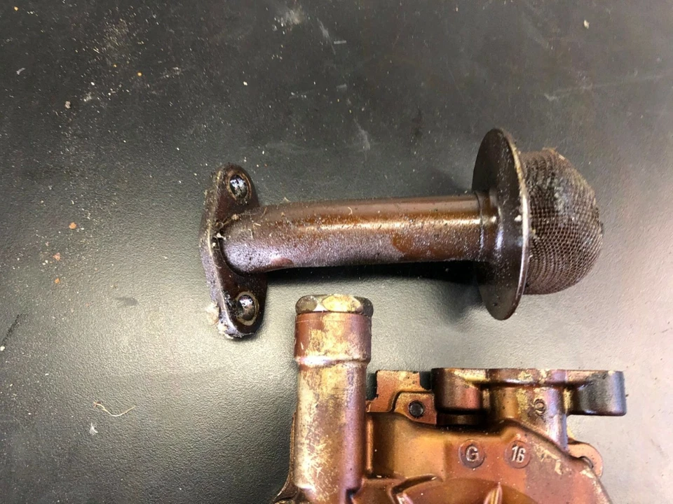 2000 INFINITI I30 3.0L 6CYL ENGINE MOTOR OIL PUMP RECIRCULATION OEM  Foto 2 de 4