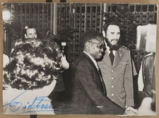 FIDEL CASTRO RUZ SIGNED AUTOGRAPH SP PORTRAIT 1980s VINTAGE ORIGINAL Photo S1