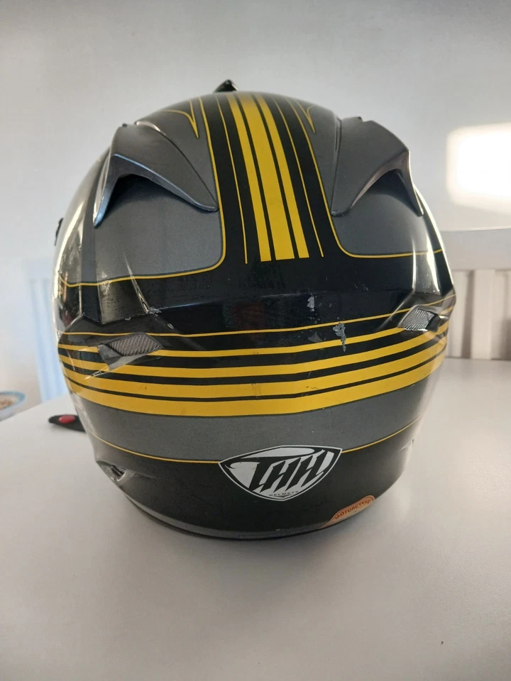 Helmet For Motorbike - Image 3 of 4