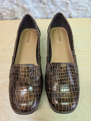 ComfortView Leisa Womens Slip On Flat Loafers 10W Brown Mock Croc Patent Shoes